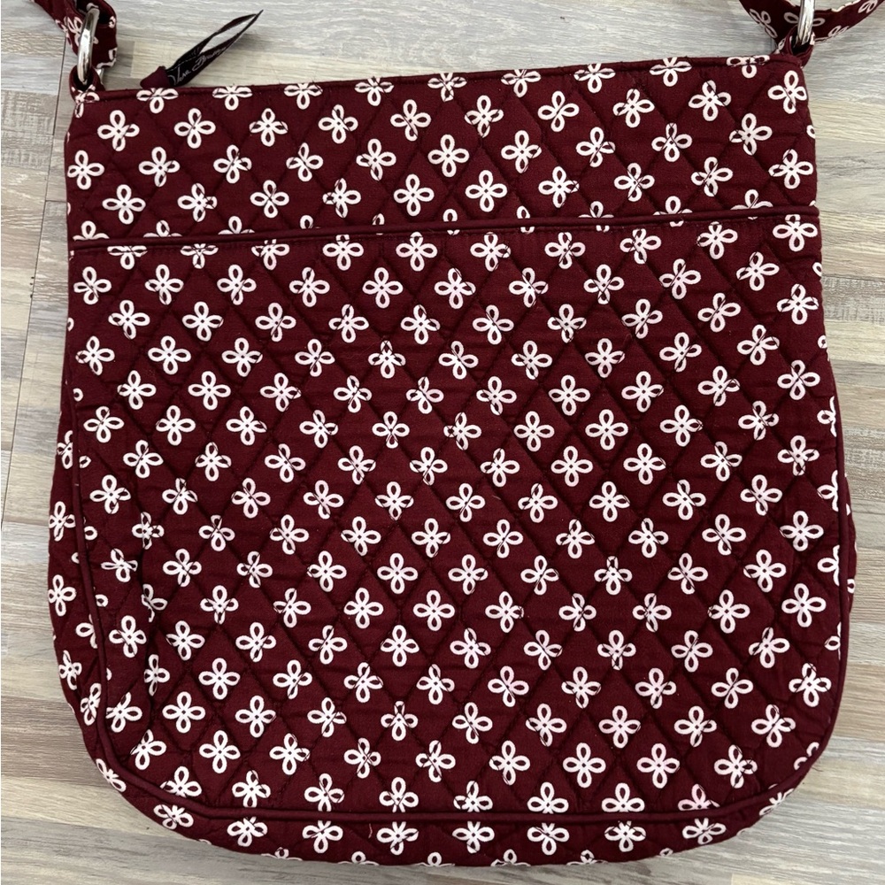 Vera Bradley Triple Zip Crossbody Bag in Maroon with matching wallet - Picture 3 of 10
